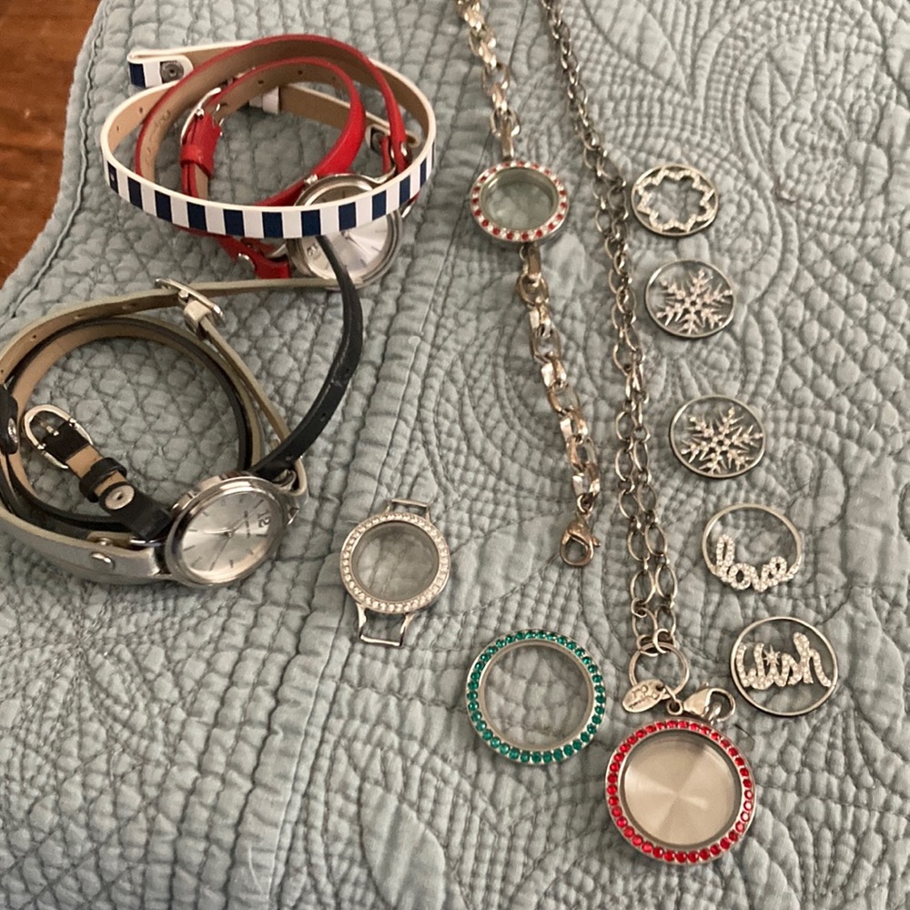 Origami Owl Closet Clean!!